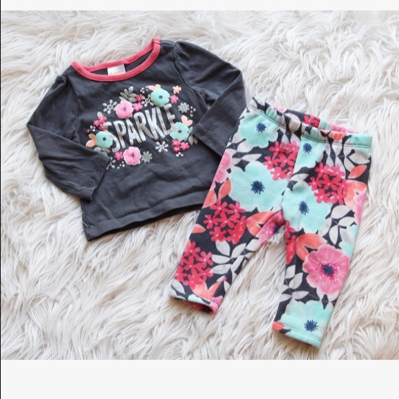 Gymboree Other - Little Girls Sparkle outfit 🎀